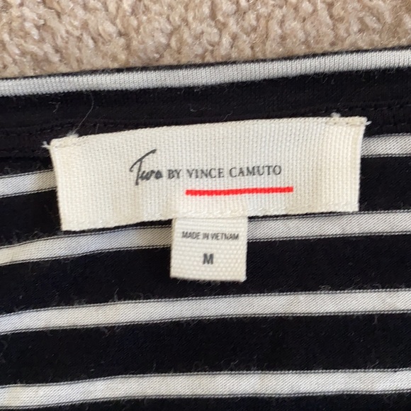 Two by Vince Camuto black and white shirt size m - Picture 2 of 2